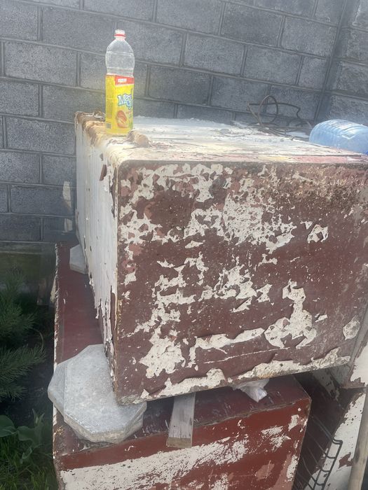 Сеиф  шесть штук