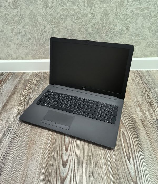 Мощный ноутбук HP/Core i3-8130/SSD/ОЗУ 8 Гигабайт