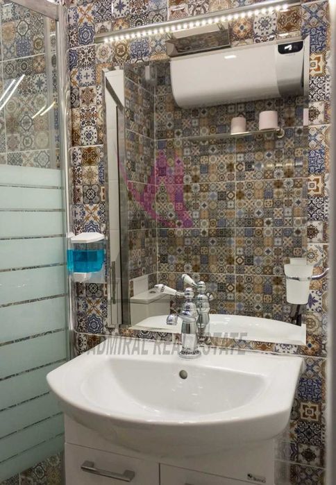 Дава се под наем Двустаен апартамент в Варна, Гръцка махала - 55 кв.м за 600 € - Снимка #4