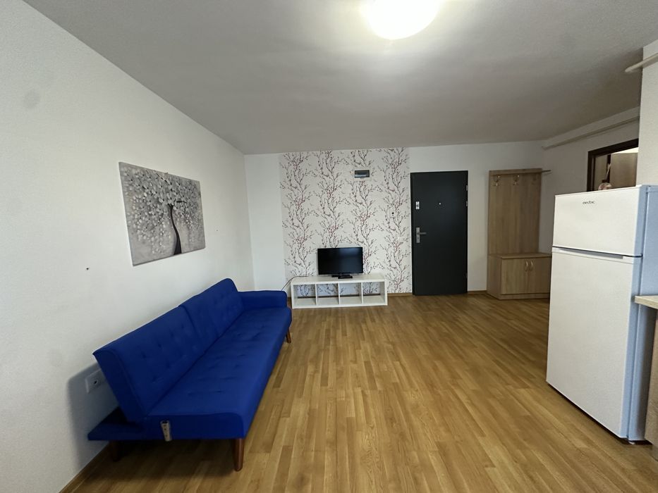 Inchiriez apartament 2 camere Floresti