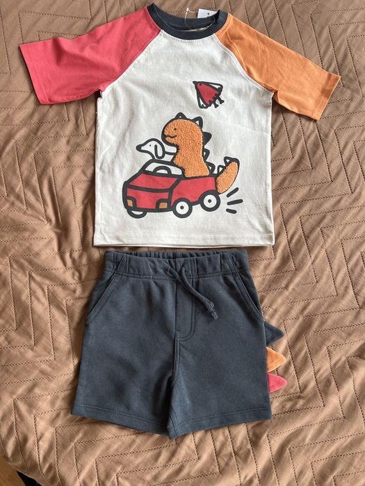 Детски къси панталони с тениска