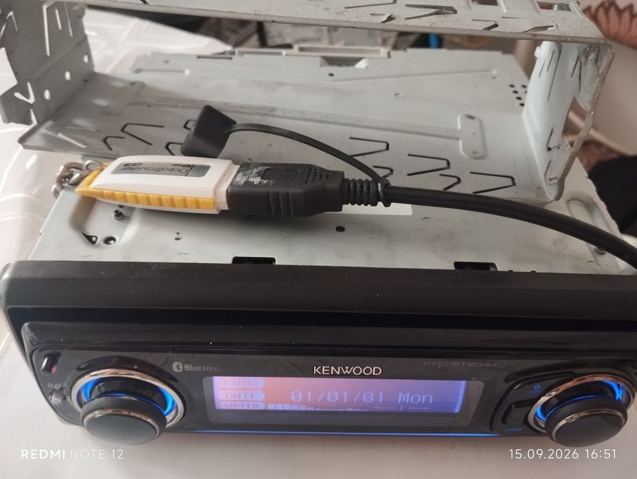 Kenwood kdc bt 8044u