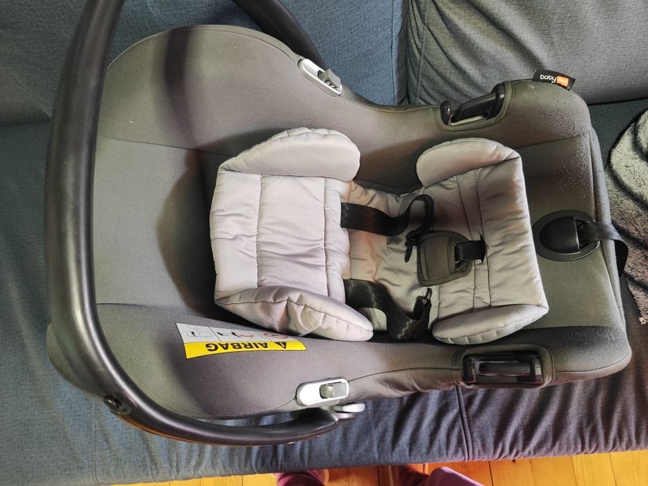 Бебешко кошче за кола