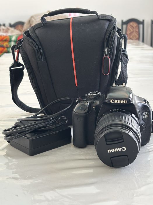 Canon eos 600D.