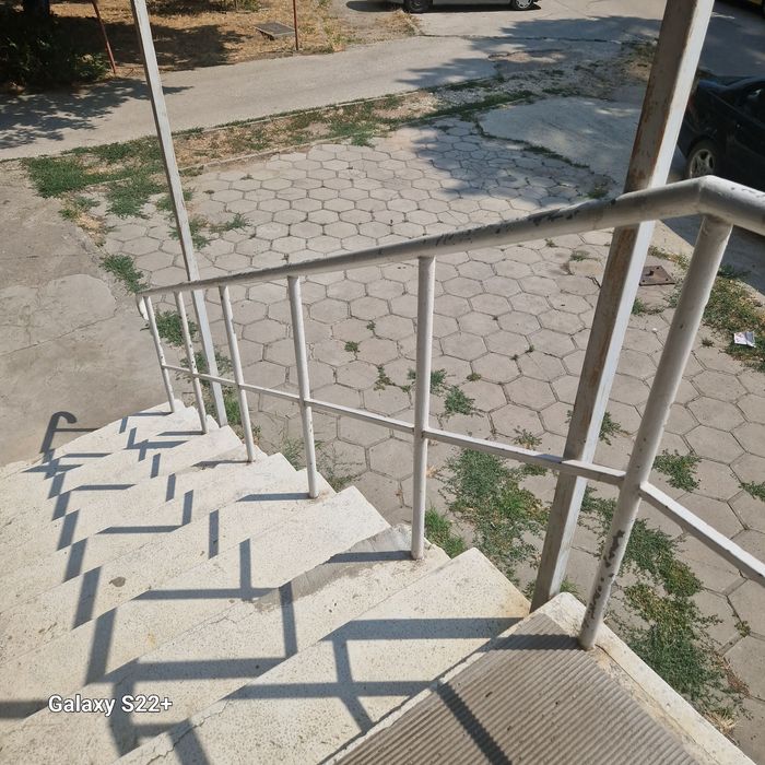 Продава се Тристаен апартамент в Силистра, Митница - 100 кв.м за 561 €/кв.м - Снимка #6