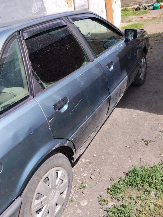 Продам авто Ауди 80 б3