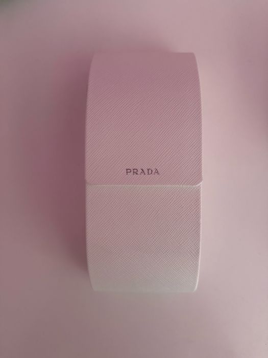 Слънчеви очила Prada
