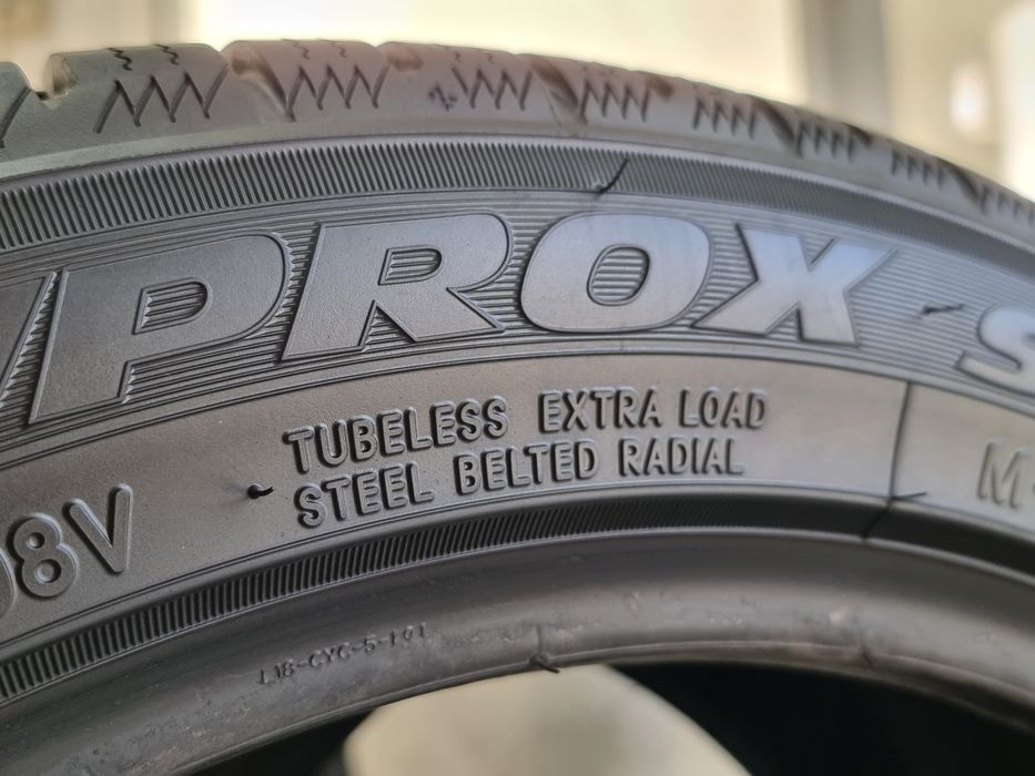 "Dot 24-23" 235/45/18 Toyo 4Броя: 650лв 8.8мм