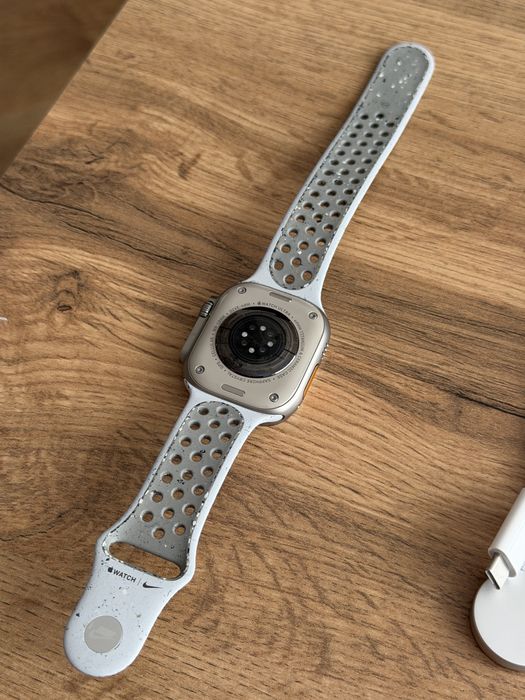Apple Watch Ultra 3 Nike