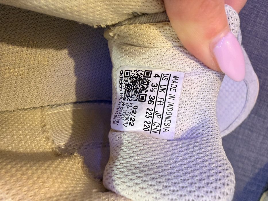 Adidasi Adidas impecabili