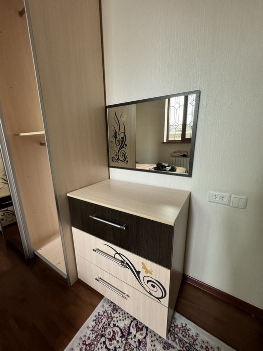 Спальный гарнитур