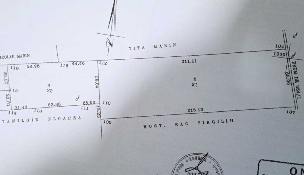 Teren intravilan de vânzare