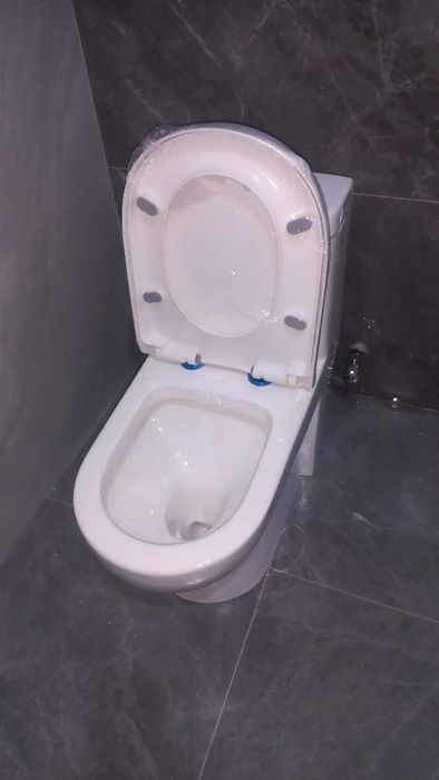 Унитаз литой моноблок