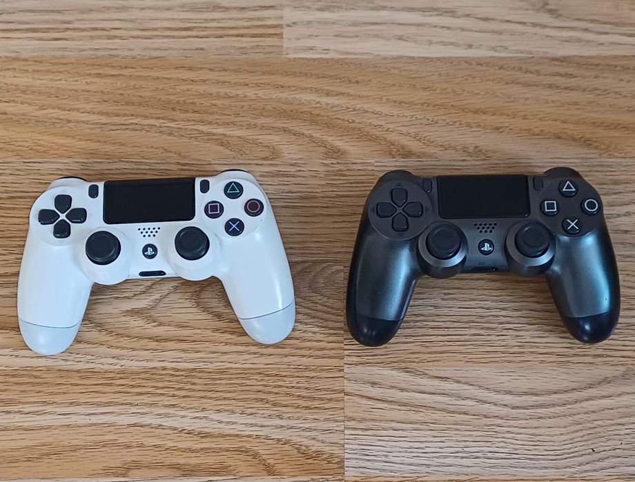 Ps 4 slim 1T+2 manete,ediție limitată