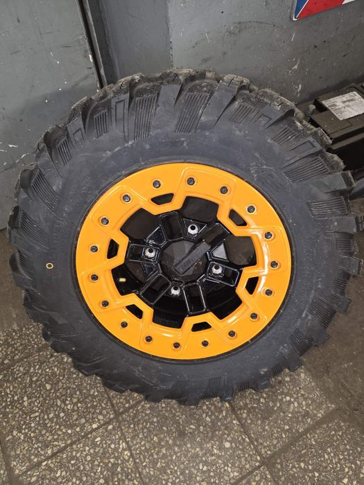 Чисто нови гуми за ATV Can am Outlander
