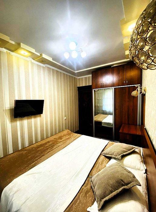 Чилонзорда кунлик квартира метрога якин комфорт ва барча шароити билан