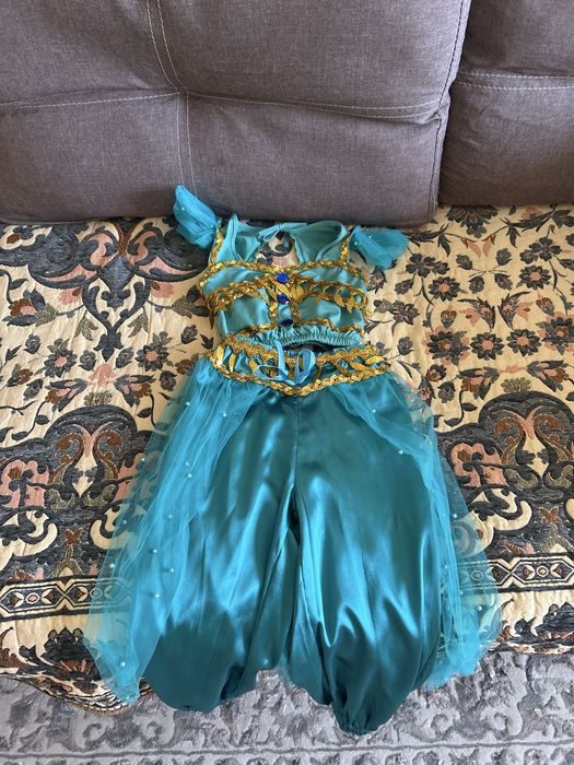 Продам восточный костюм для девочек