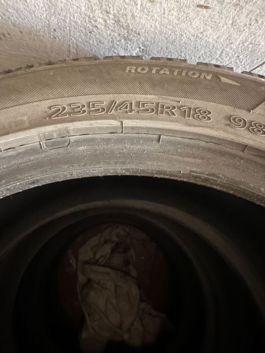 Продам зимнию резину