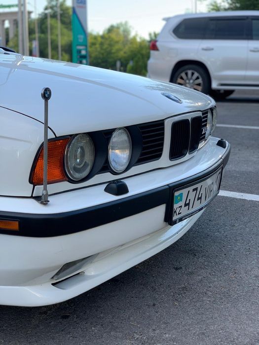 БМВ е34 бампер/е34 бампер/е34 м порог/124 бампер/е34 м передний бампер