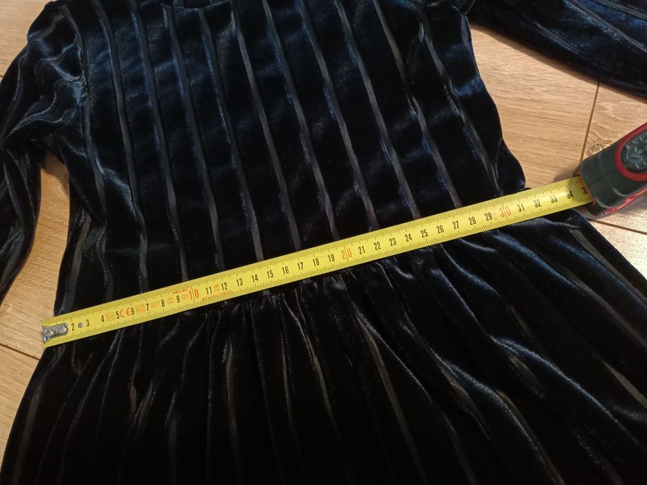 Rochita catifea mărimea 104