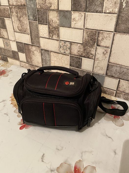 Продам Nikon D3100