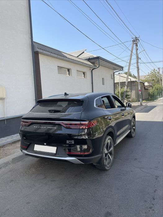 BYD Song Plus DM-i Гибрид 2023 2 позиция 110 км