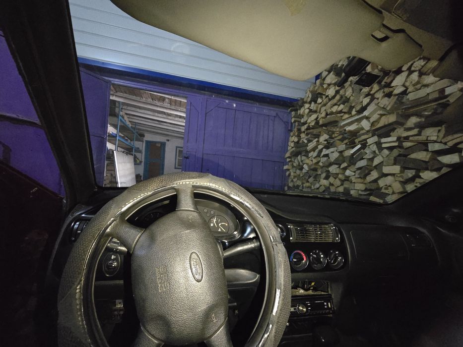 Продам ford escort