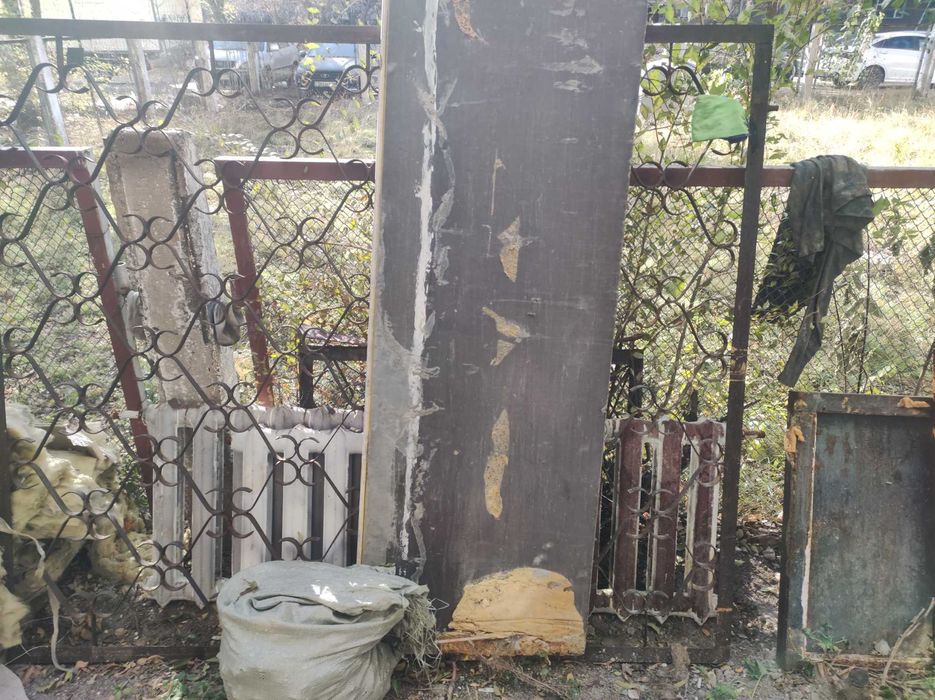 Металлические решетки, двери