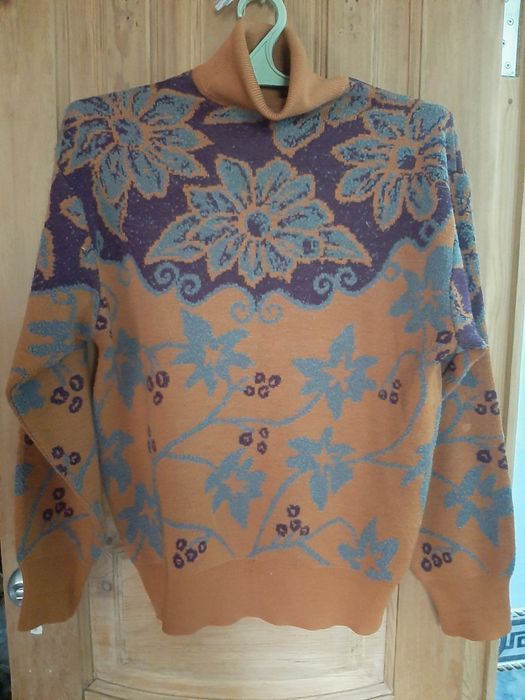 Кофты, жемпера, свитера