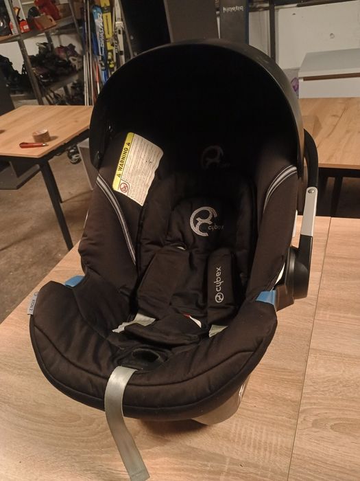 Детско столче за кола Cybex Aton 2 Gold