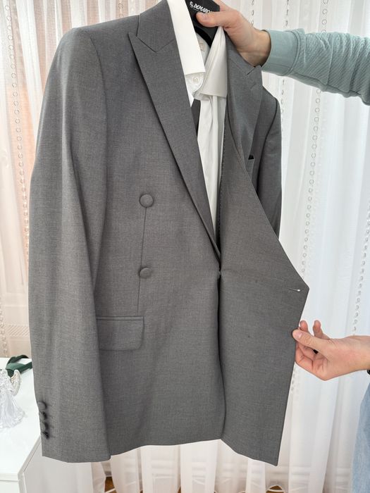 Costum de mire DeMarco