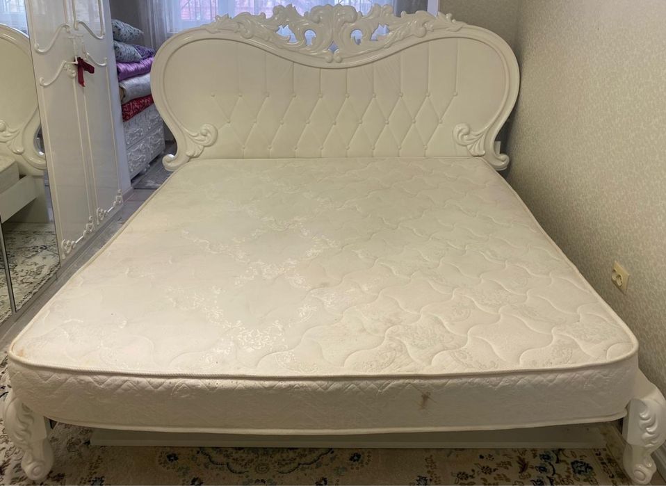 Спальный крават сатылады