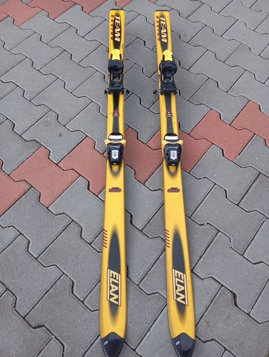 Schiuri Elan perfecta condiție