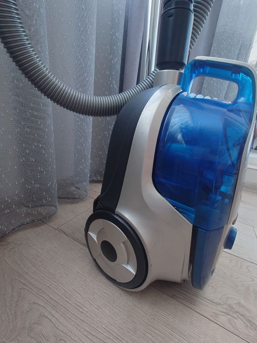 Прахосмукачка Heinner Cyclone 750w