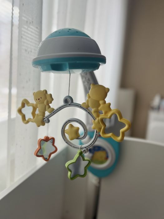 Музикална въртележка за кошара и легло Fisher- Price