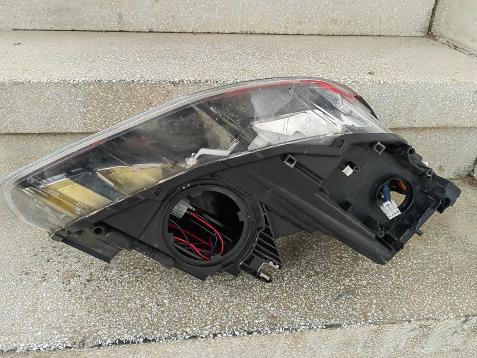Фарове Audi A1 Bi-Xenon LED ляв / десен / Фарове Ауди А1 ксенон Оригинални