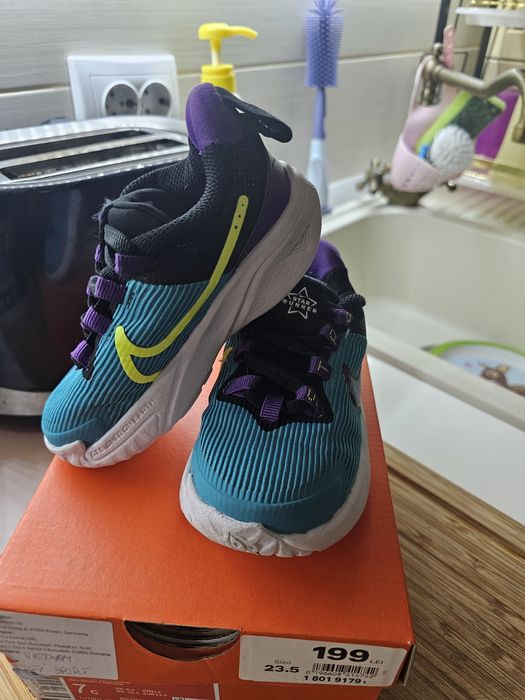 Adidași NIKE STAR RUNNER 4 NN, mărimea 23,5