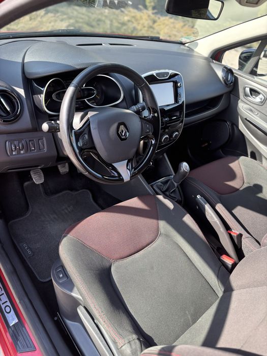 Renault Clio Luxury 2015  1.5 Diesel  Euro5  Masina pentru pretentiosi