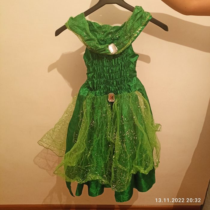 Продам новогодние платья