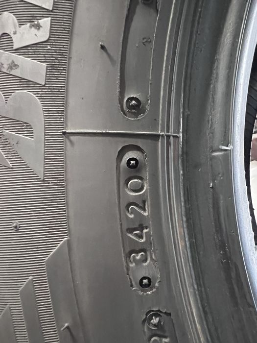 Зимни гуми 225/65 R16С Bridgestone