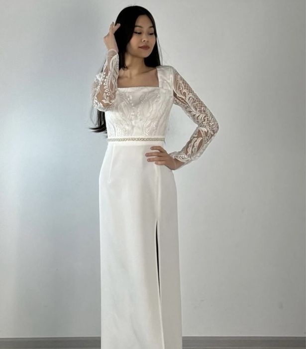 Продам платья новые