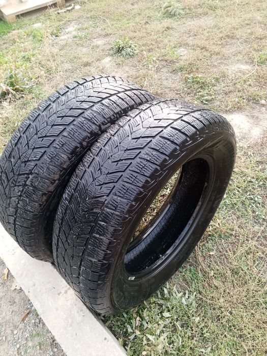 Шины б/у зимние продаеться