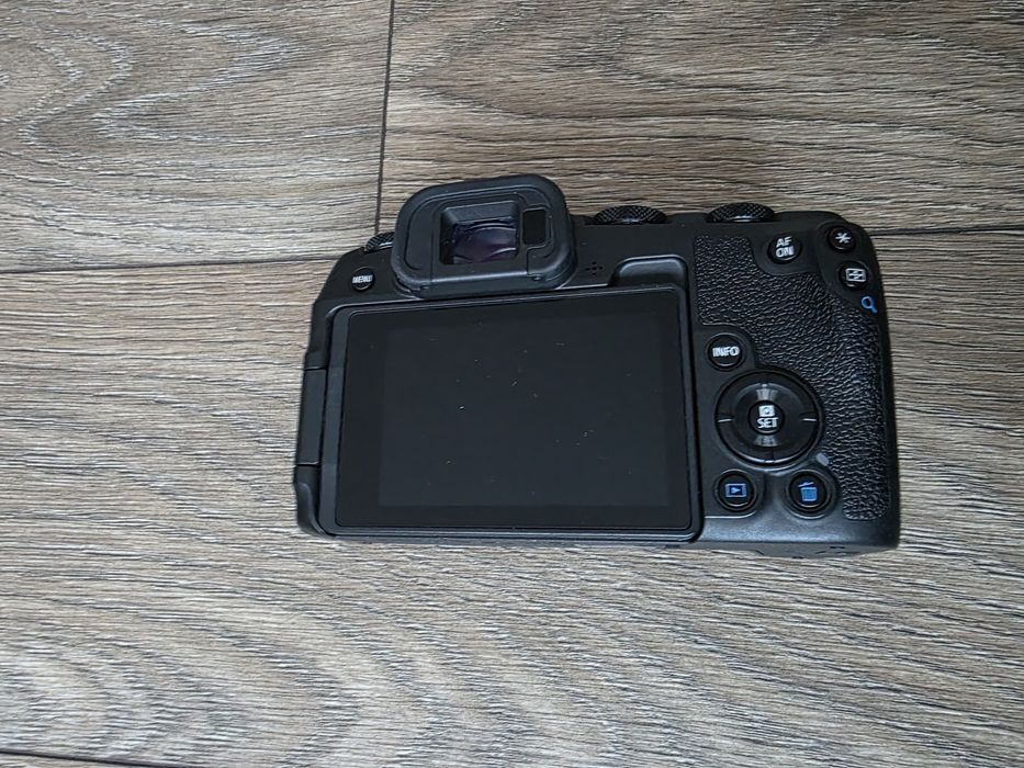 Canon RP cutie si toate accesoriile