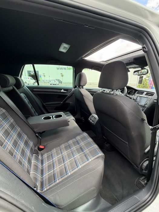 Volkswagen Golf 7 GTE  Hibrid