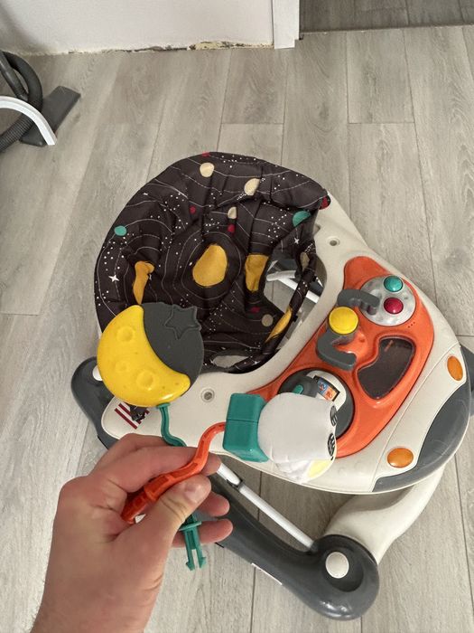 Ходунки для ребенка