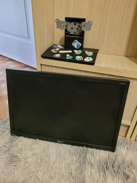 Монитор acer v193w