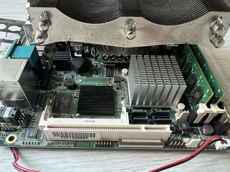 Placa baza Industriala Commell LV-676 LGA775,Intel Q6600,4GB DD2,I/O