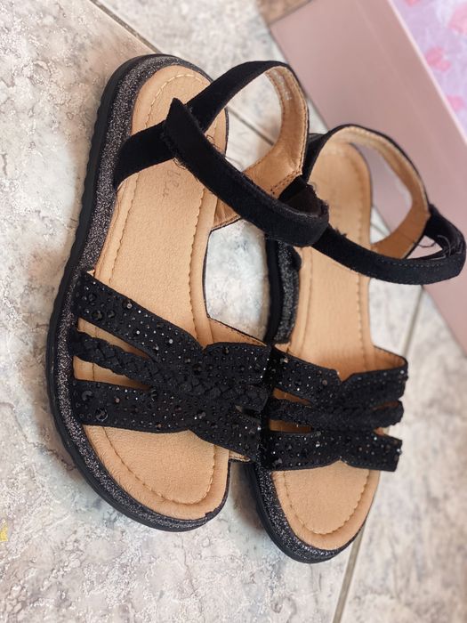 Sandale Fete Nr. 34 CCC