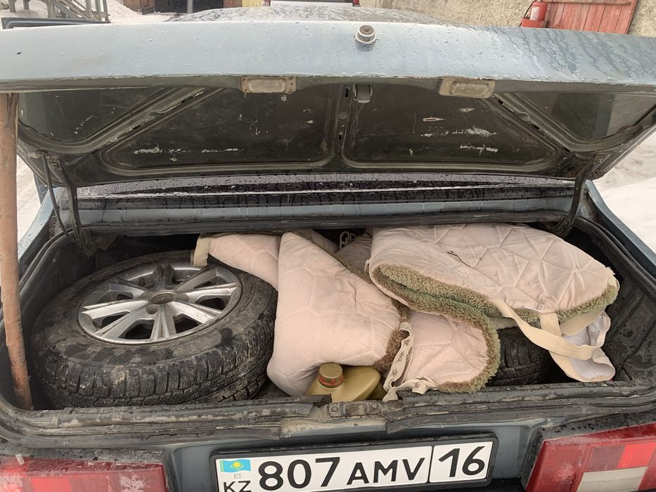 Продам Ваз 21099 на полном ходу