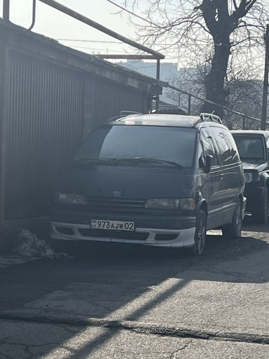 Продам Тойота Превиа